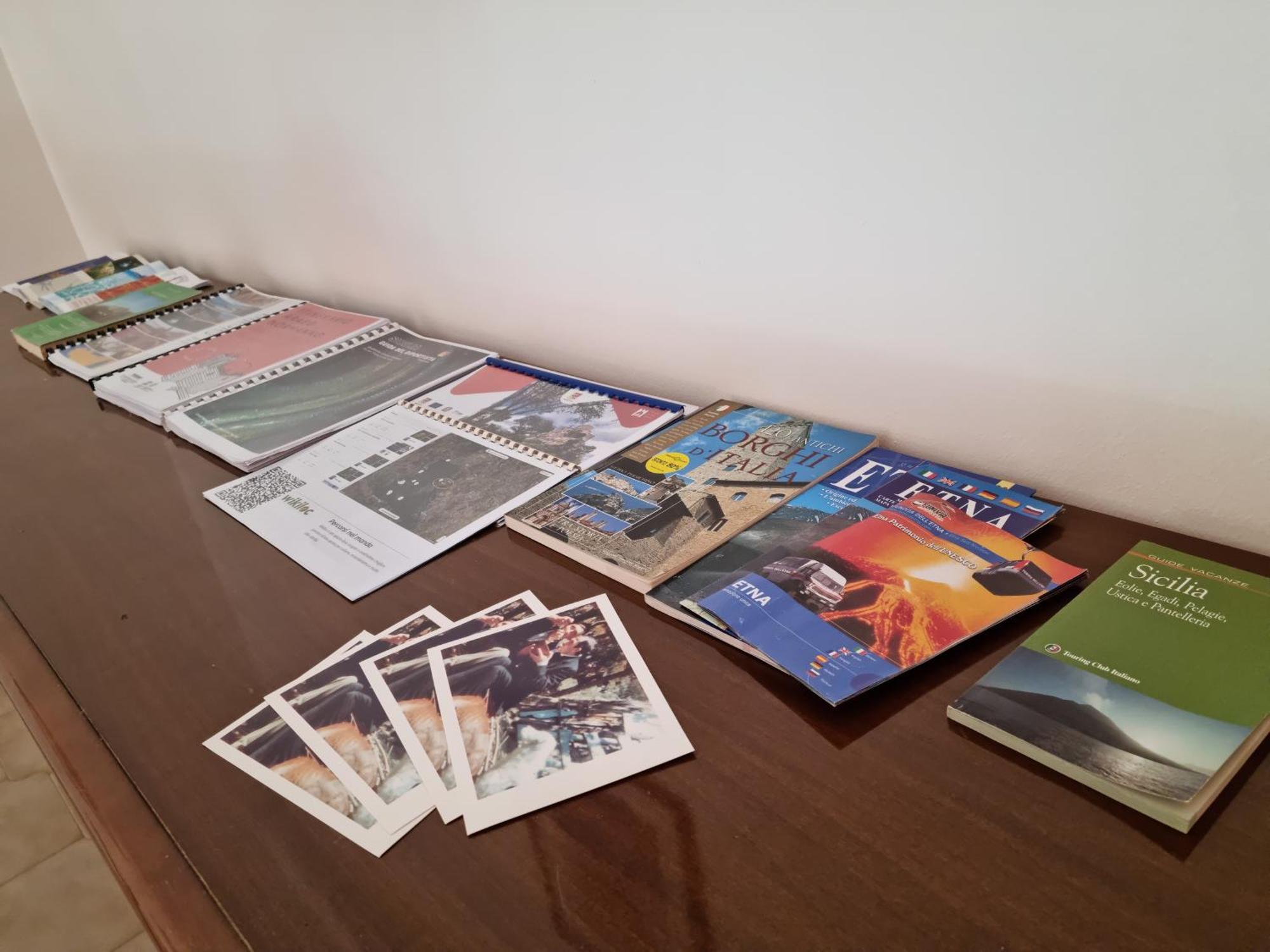 Appartamento Casa di Mamma Godrano Esterno foto